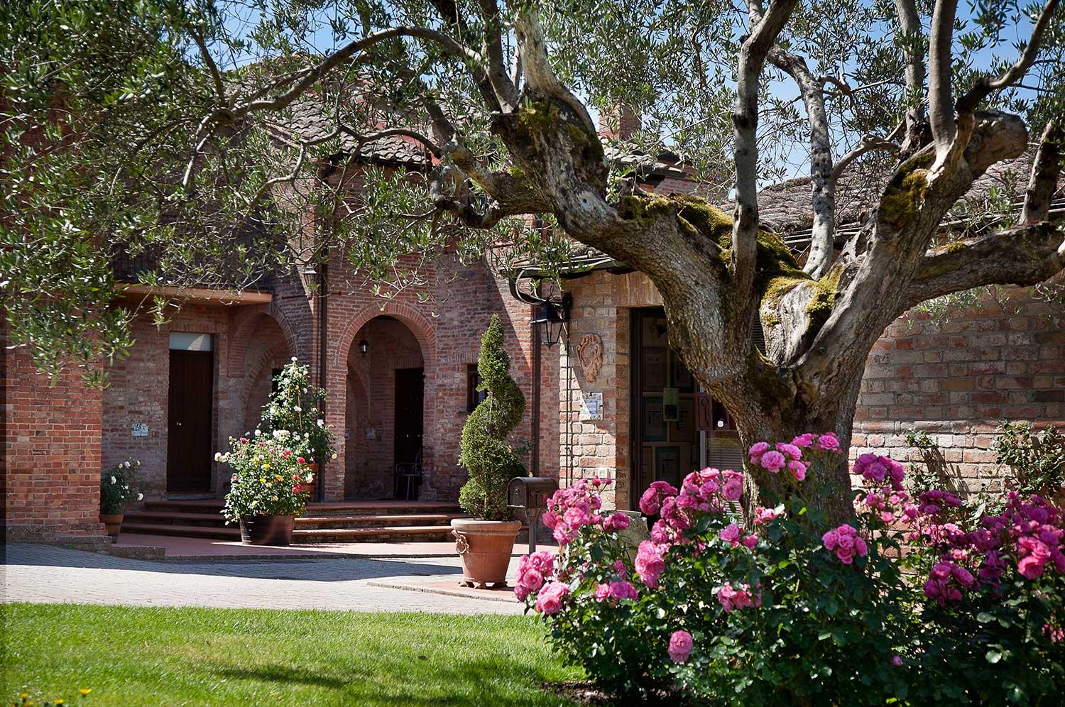 Borgo Tre Rose Hotel Valiano Exterior foto